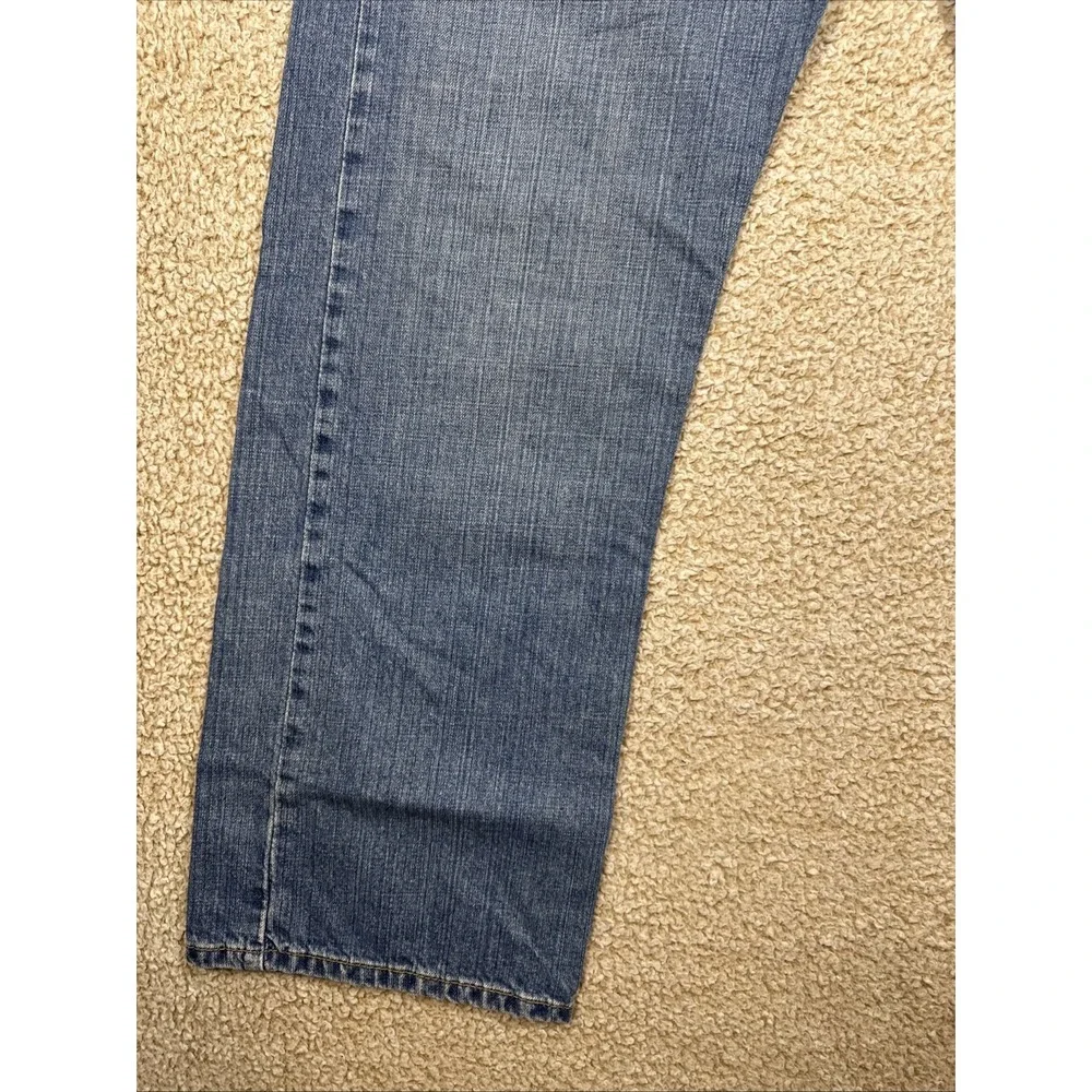 Levis waist measure